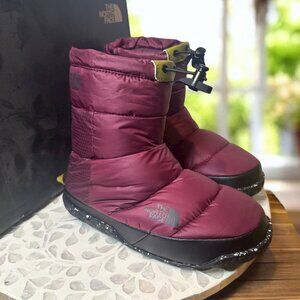The North Face Nuptse Après Boot Women’s 5 Boysenberry TNF 550 Down Insulated Wi